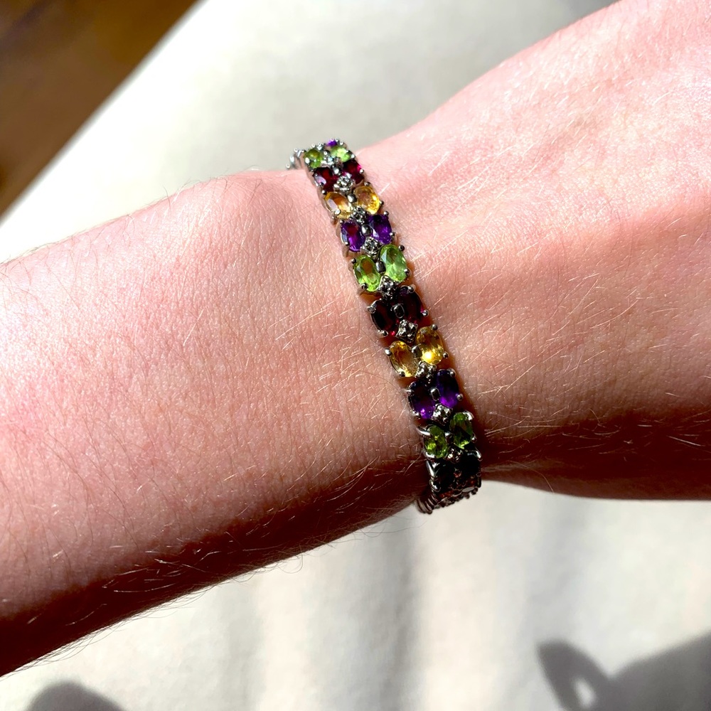 7.5” Multi Gemstone Bracelet (Garnet, Peridot, Citrine, Amethyst)